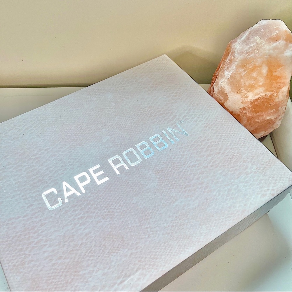 ✧･ﾟnwot cape robbin boots - Picture 9 of 9